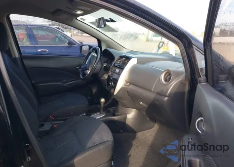 2015 Nissan Versa Note S (Sr)/S Plus/Sl/Sr/Sv z USA, uszkodzony, nr VIN 3N1CE2CP7FL380567